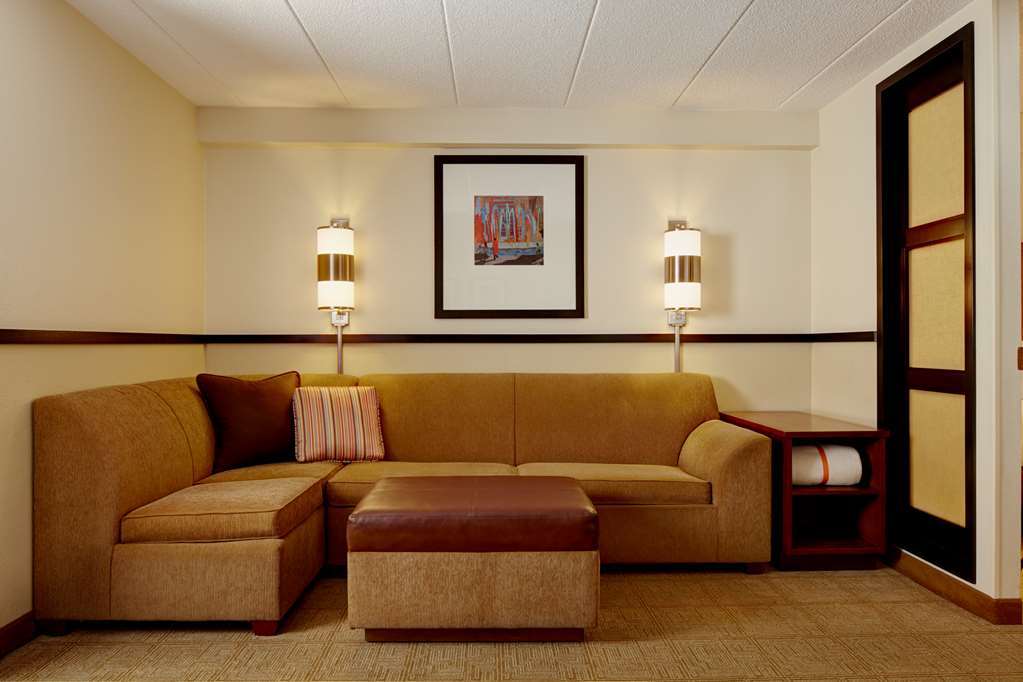 Hyatt Place Bentonville Rogers Room photo